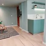Appartamento A+ Downtown Akácfa *