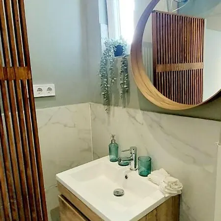 Apartment A+ Downtown Akacfa Budapest