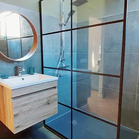 A+ Downtown Akacfa * Budapesta