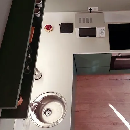 A+ Downtown Akácfa Apartamento Budapeste