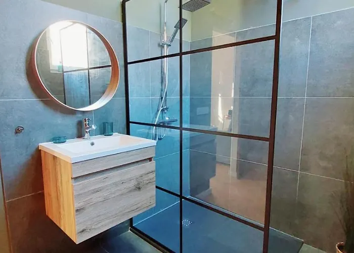 A+ Downtown Akacfa * ブダペスト