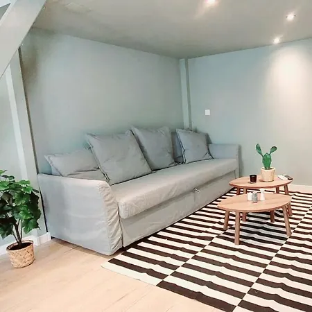 A+ Downtown Akacfa Apartament Budapeszt